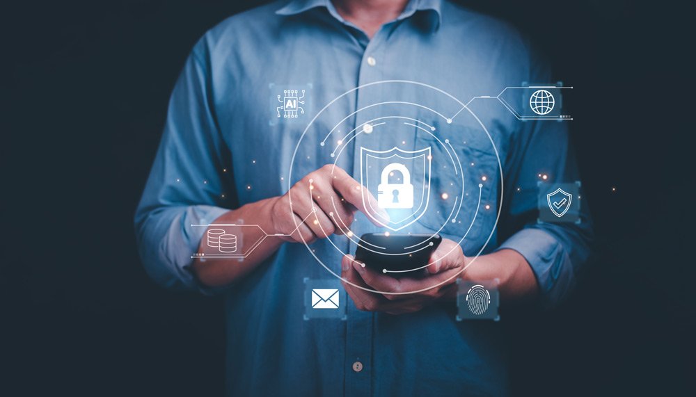 Share confidently. Built-in verification protects your footage from tampering and confirms its integrity. icon